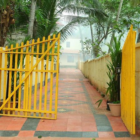 Savithri Inn Bamboo Cottages & Resorts Varkala Bagian luar foto