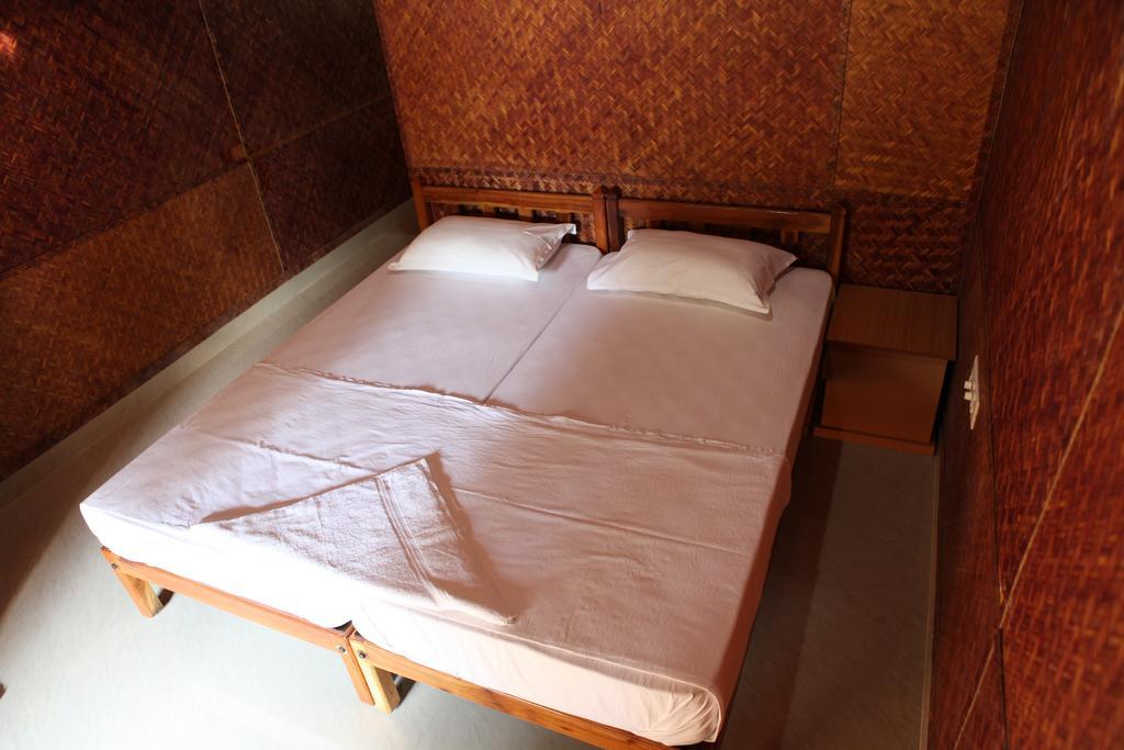 Savithri Inn Bamboo Cottages & Resorts Varkala Ruang foto
